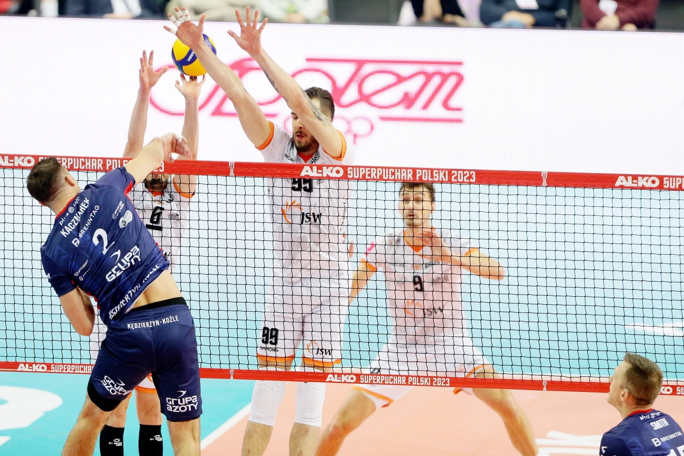 Atakuje Łukasz Kaczmarek, blokują Benjamin Toniutti i Norbert Huber