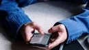 WhatsApp stawia na prywatność. Będzie można ukryć numery telefonów.