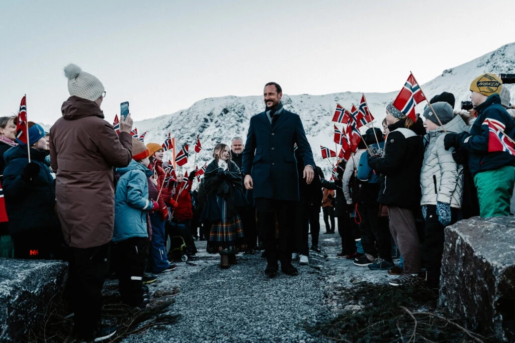 Otwarcie portu kosmicznego Andøya było uroczyste. Udział w wydarzeniu wziął książę koronny Norwegii