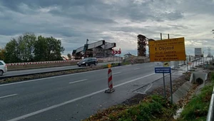 Spore utrudnienia na zakopiance w Gaju. W Krakowie dalsza część remontów dróg