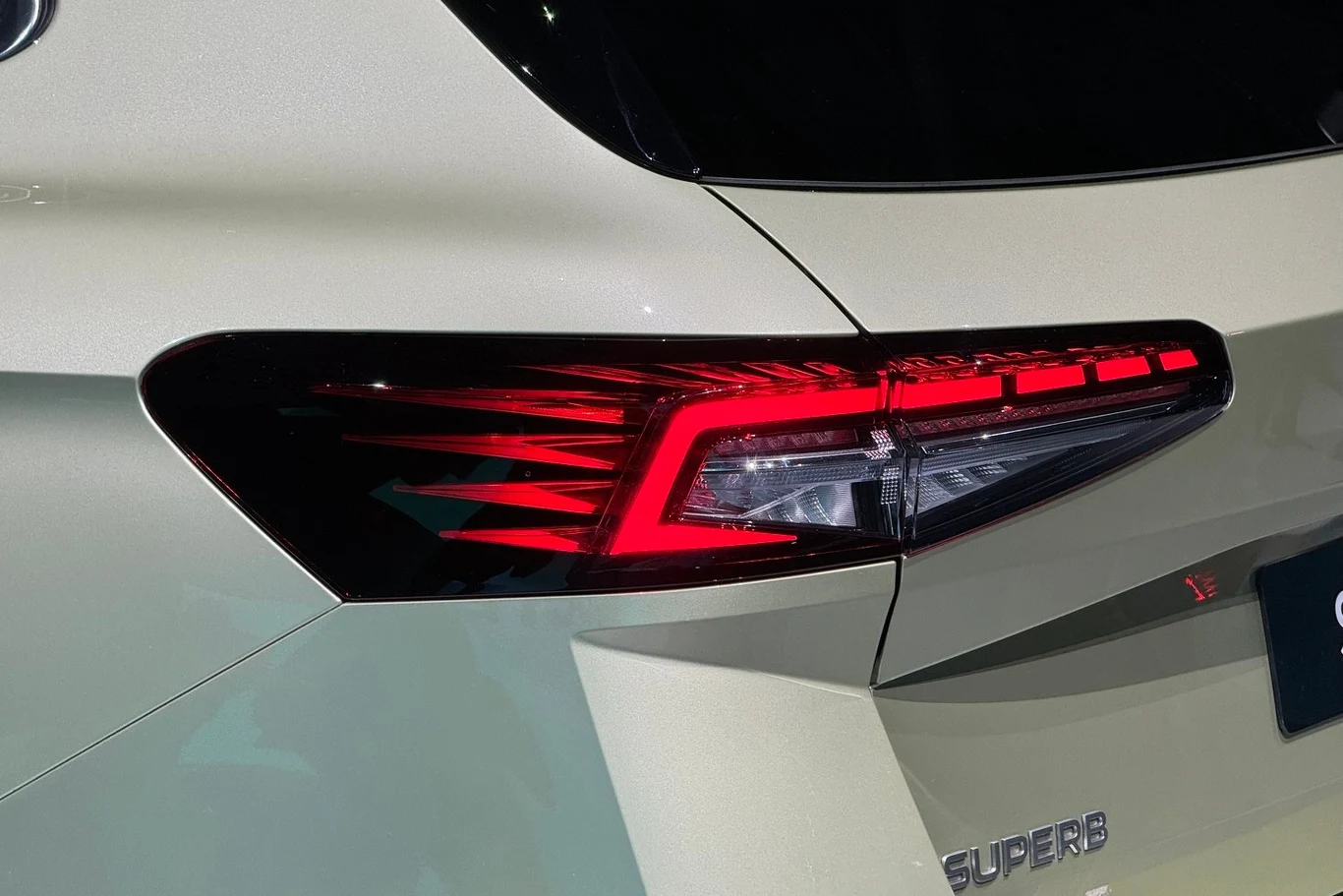 Skoda Superb czwartej generacji pojawi się w polskich salonach w drugim kwartale przyszłego roku