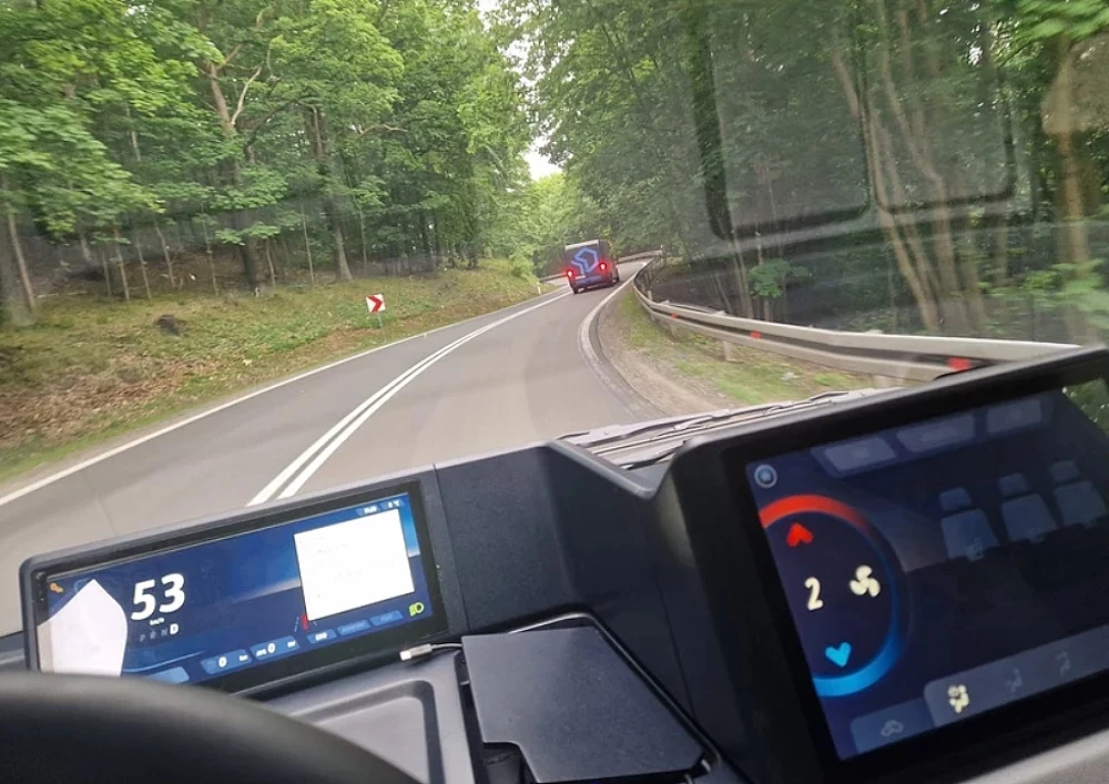 Evany z Innovation AG to prawdziwe samochody, które pokonały już tysiące kilometrów po Polskich (i nie tylko) drogach