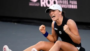 Radość Igi Świątek z triumfu w WTA Finals 2023