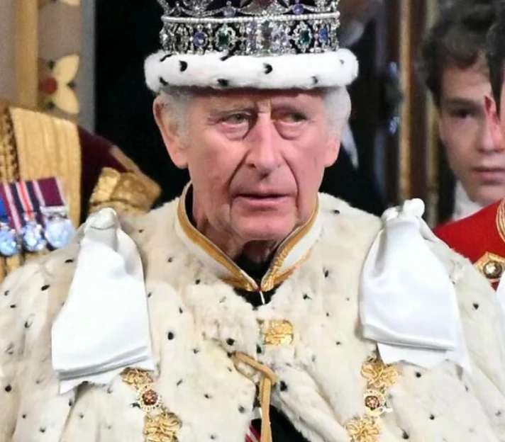 Król Karol III Król Karol III