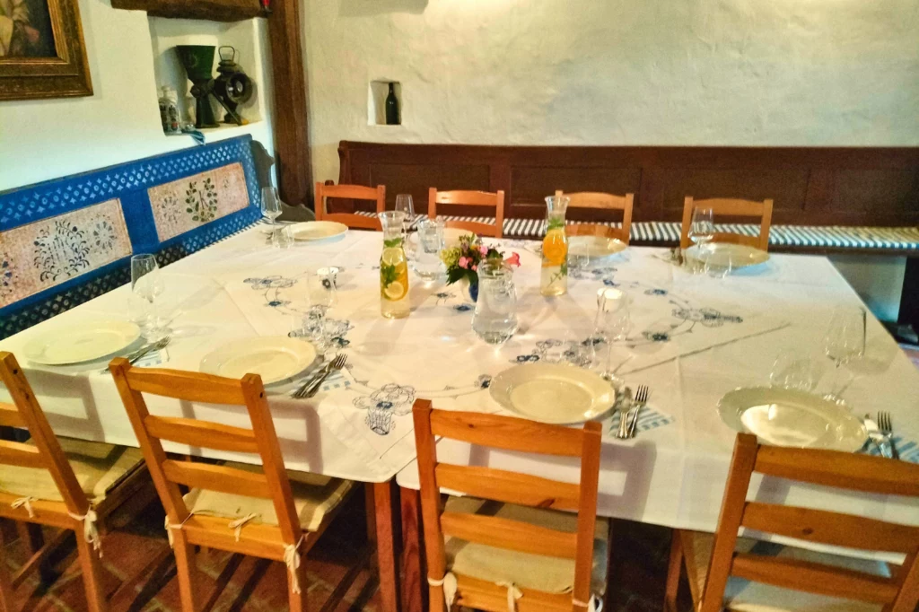 Stół na kolację w Vina z Młyn