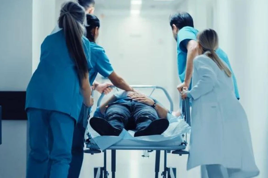 W Polsce ponad 90 proc. chorych przeżywa zawał mięśnia sercowego, jednak w ciągu roku umiera co szósty z nich