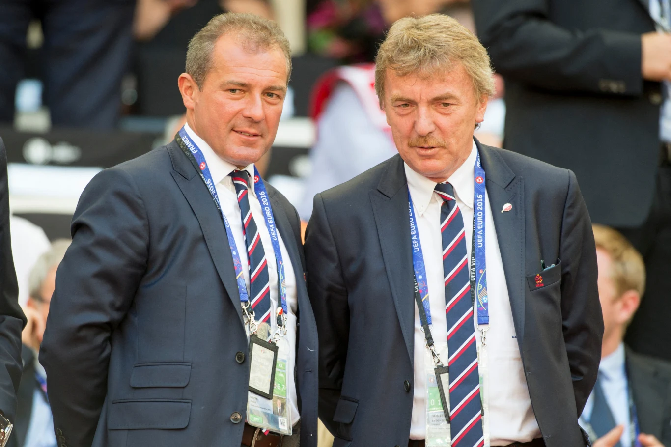 Marek Koźmiński (z lewej) w towarzystwie Zbigniewa Bońka - jeszcze w randze wiceprezesa PZPN Marek Koźmiński (z lewej) w towarzystwie Zbigniewa Bońka - jeszcze w randze wiceprezesa PZPN