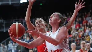 Weronika Telenga kontra najlepsza koszykarka Europy Emma Meesseman. Gwiazda Fenerbahce miała ciężkie życie przy Polkach