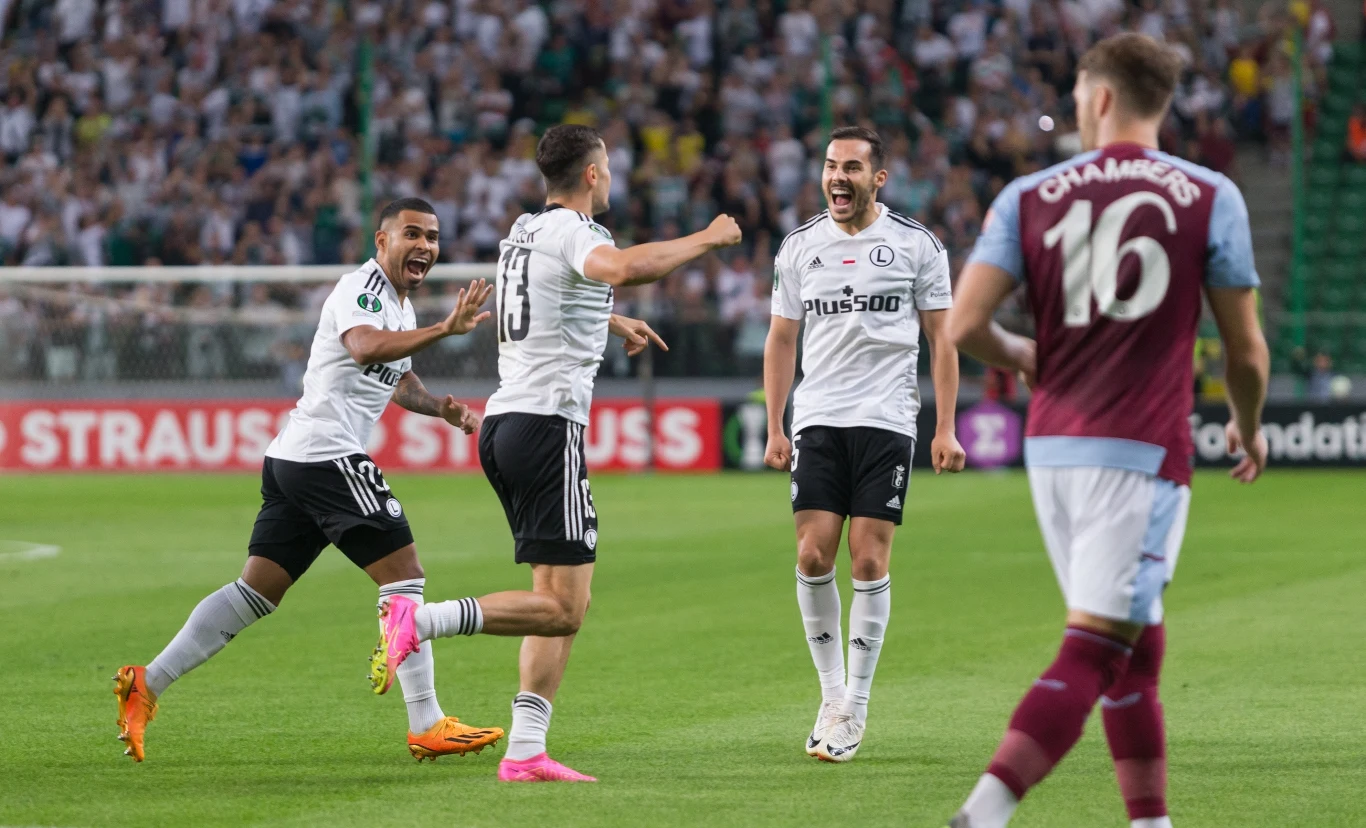 Legia Warszawa chce zrobić kolejny krok i zwyciężyć w spotkaniu ze Zrinskim Mostar. Zwycięstwo może być niezwykle cenne.