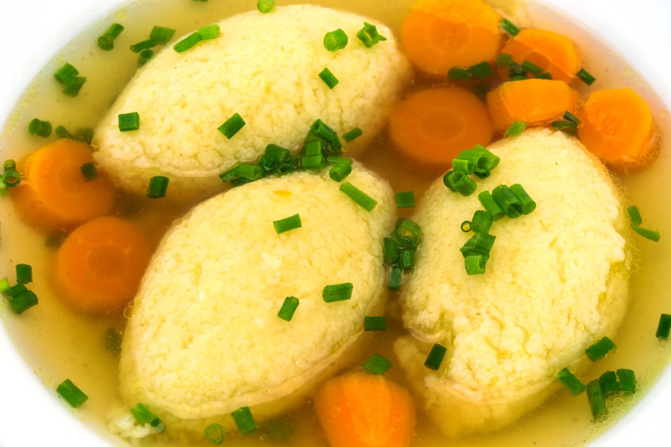 Kluski z kaszy manny mogą być dobrą alternatywą dla makaronu