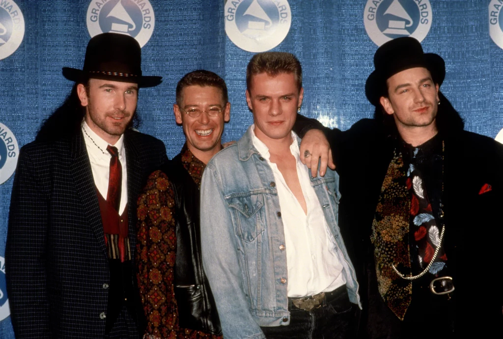 U2 podczas gali Grammy w 1988 roku