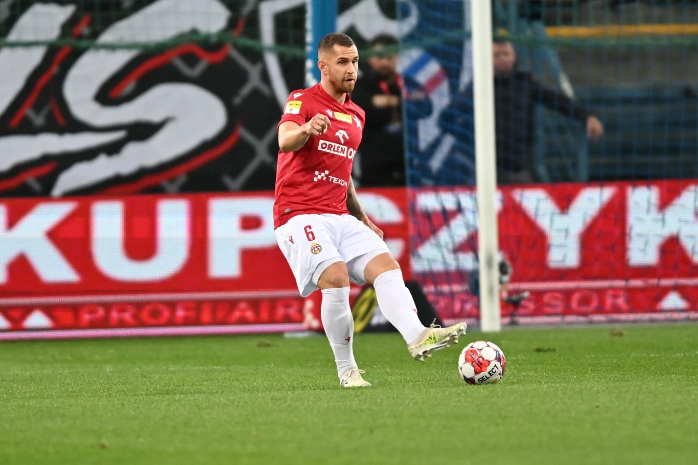 Alan Uryga (Wisła Kraków) Alan Uryga (Wisła Kraków)