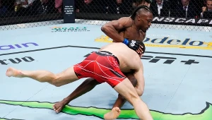 Mateusz Gamrot (tyłęm) i Jalin Turner