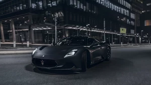 Debiutuje Maserati MC20 Notte. Po zmroku też można zadawać szyku