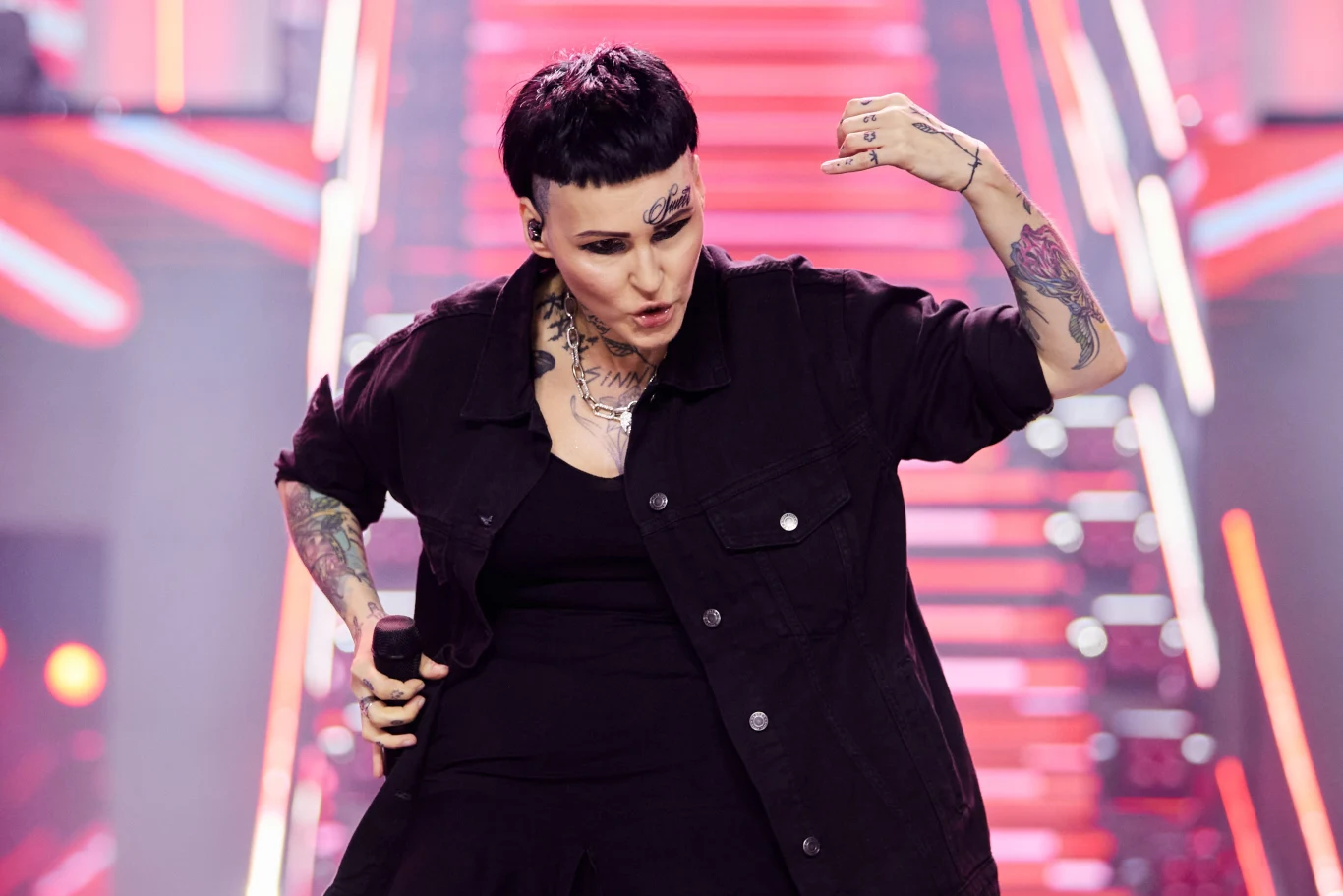 Agnieszka Chylińska prezentuje nowy teledysk Agnieszka Chylińska prezentuje nowy teledysk