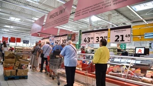 Auchan testuje nowy rodzaj wózków, który umożliwi wzięcie na zakupy czworonogów