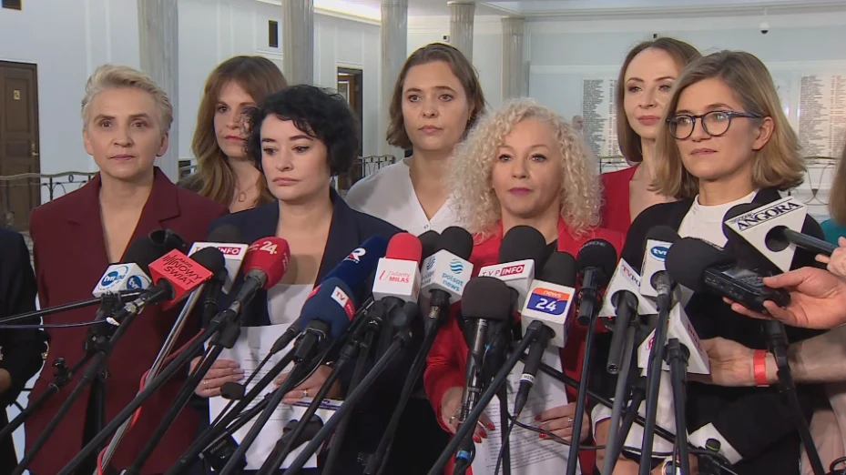 Parlamentarzystki Nowej Lewicy w Sejmie zapowiedziały złożenie ustaw ws. liberalizacji prawa aborcyjnego Parlamentarzystki Nowej Lewicy w Sejmie zapowiedziały złożenie ustaw ws. liberalizacji prawa aborcyjnego