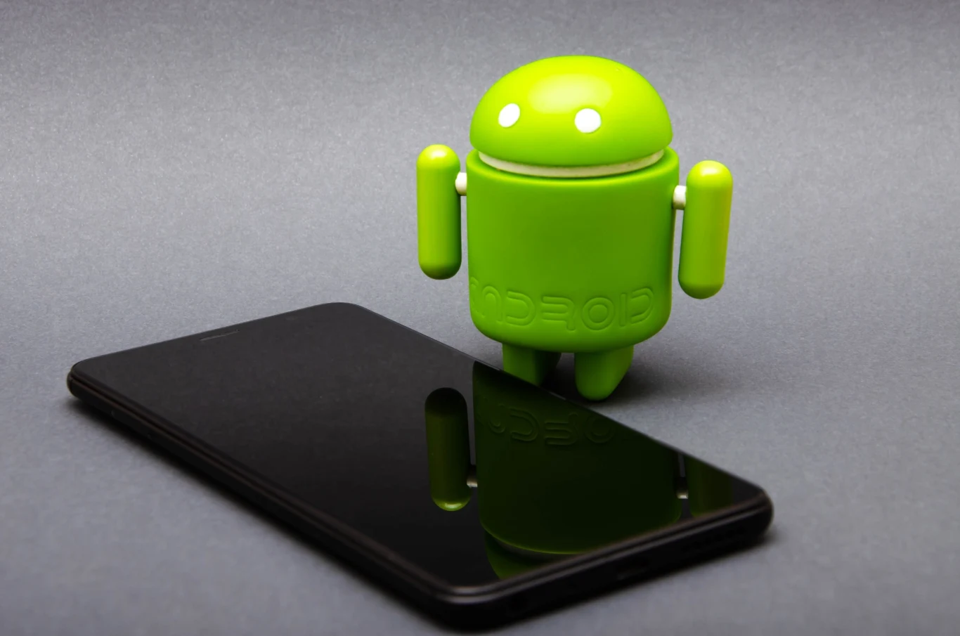 Android działa wolno. Jak wyczyścić telefon? Android działa wolno. Jak wyczyścić telefon?