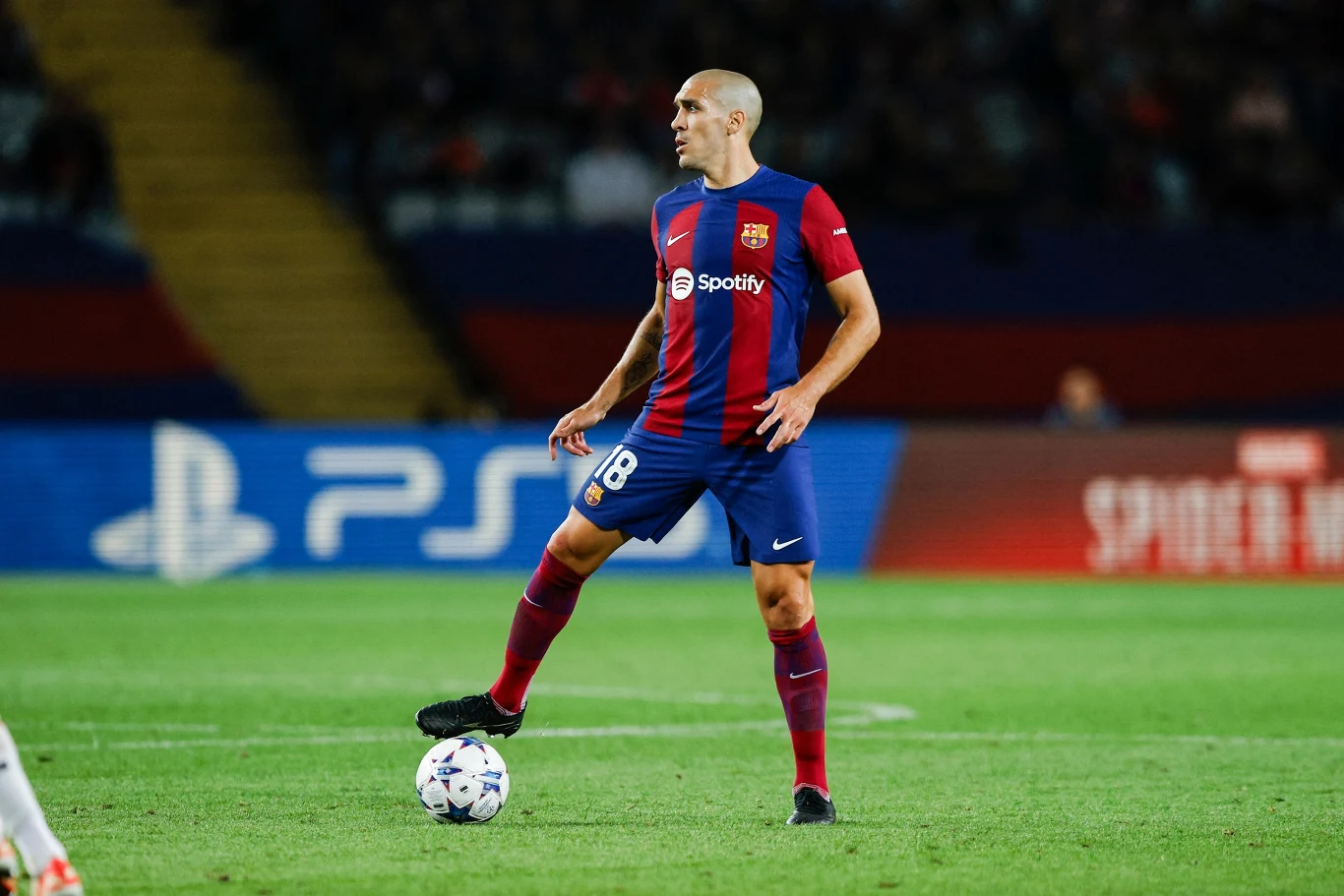 Oriol Romeu nie spełnia pokładanych w nim w Barcelonie nadziei