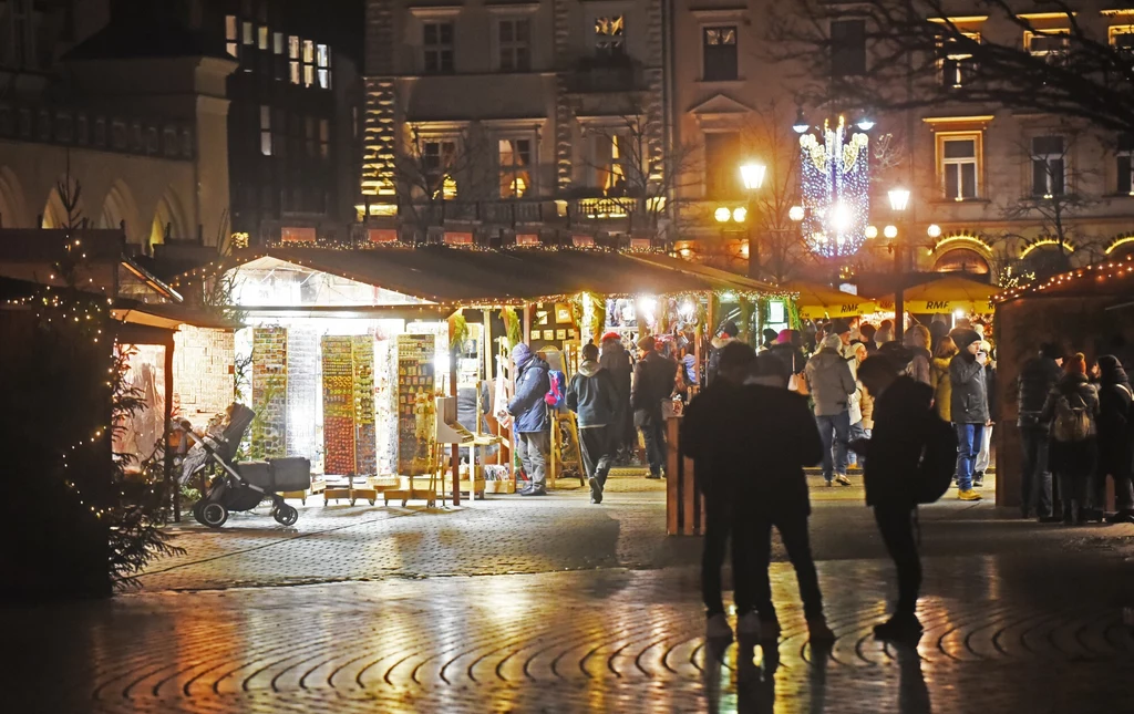 Targi świąteczne na krakowskim rynku