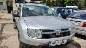 Dacia hitem na aukcji. Warszawa zarobiła 300 tys. zł