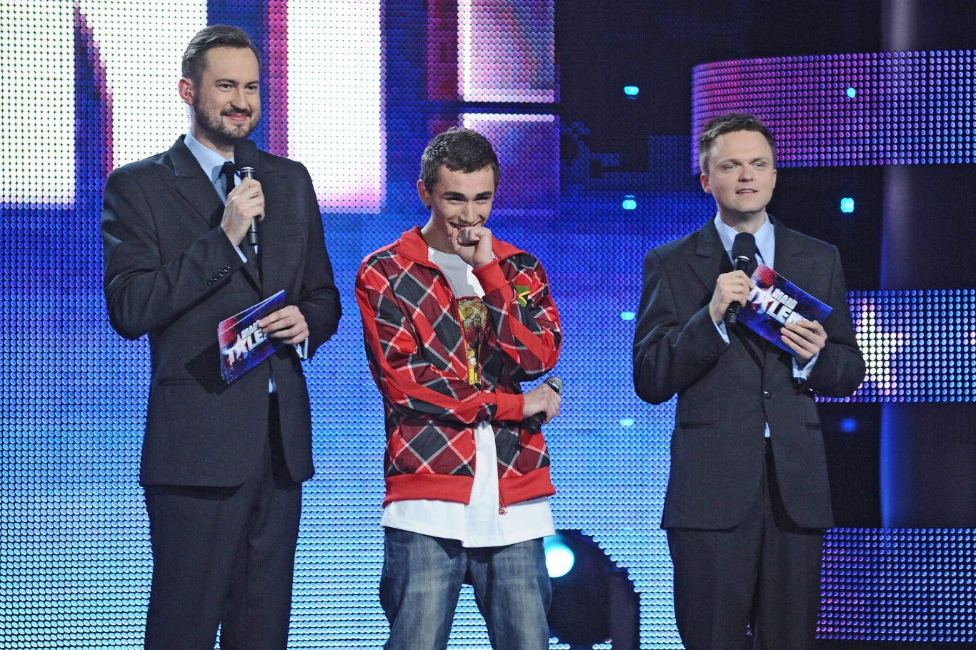 Marcin Prokop i Szymon Hołownia w "Mam talent" u boku Kamila Bednarka