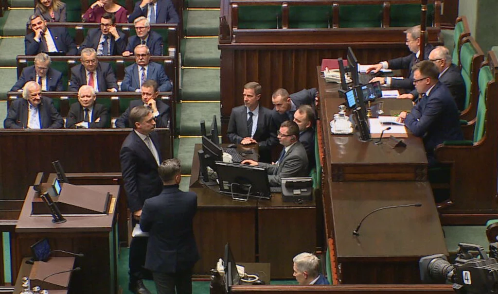 Posiedzenie Sejmu X kadencji Posiedzenie Sejmu X kadencji