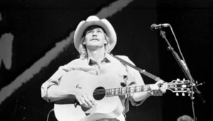 Alan Jackson ma problemy z chodzeniem. Musiał ograniczyć koncertowanie