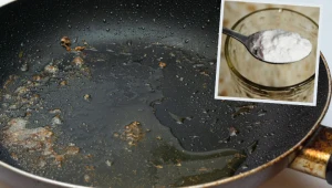 Jak pozbyć się tłuszczu z patelni? Wystarczy odrobina tego proszku
