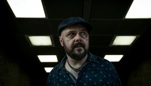 Arkadiusz Jakubik w serialu "Informacja zwrotna"