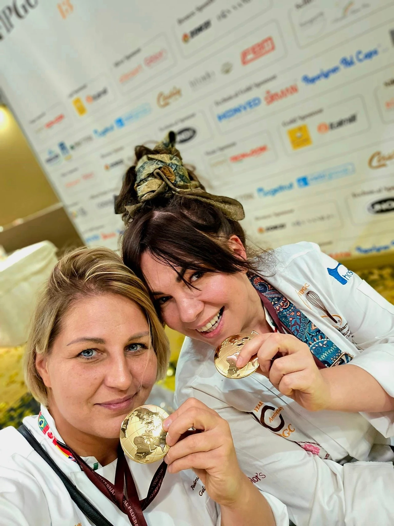 Angelika Chwyć i Renata Martyna na Mistrzostwach Świata w Mediolanie ze złotymi medialami Angelika Chwyć i Renata Martyna na Mistrzostwach Świata w Mediolanie ze złotymi medialami