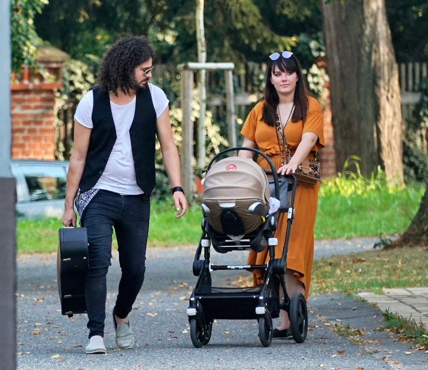 Ewa Farna z mężem i dzieckiem