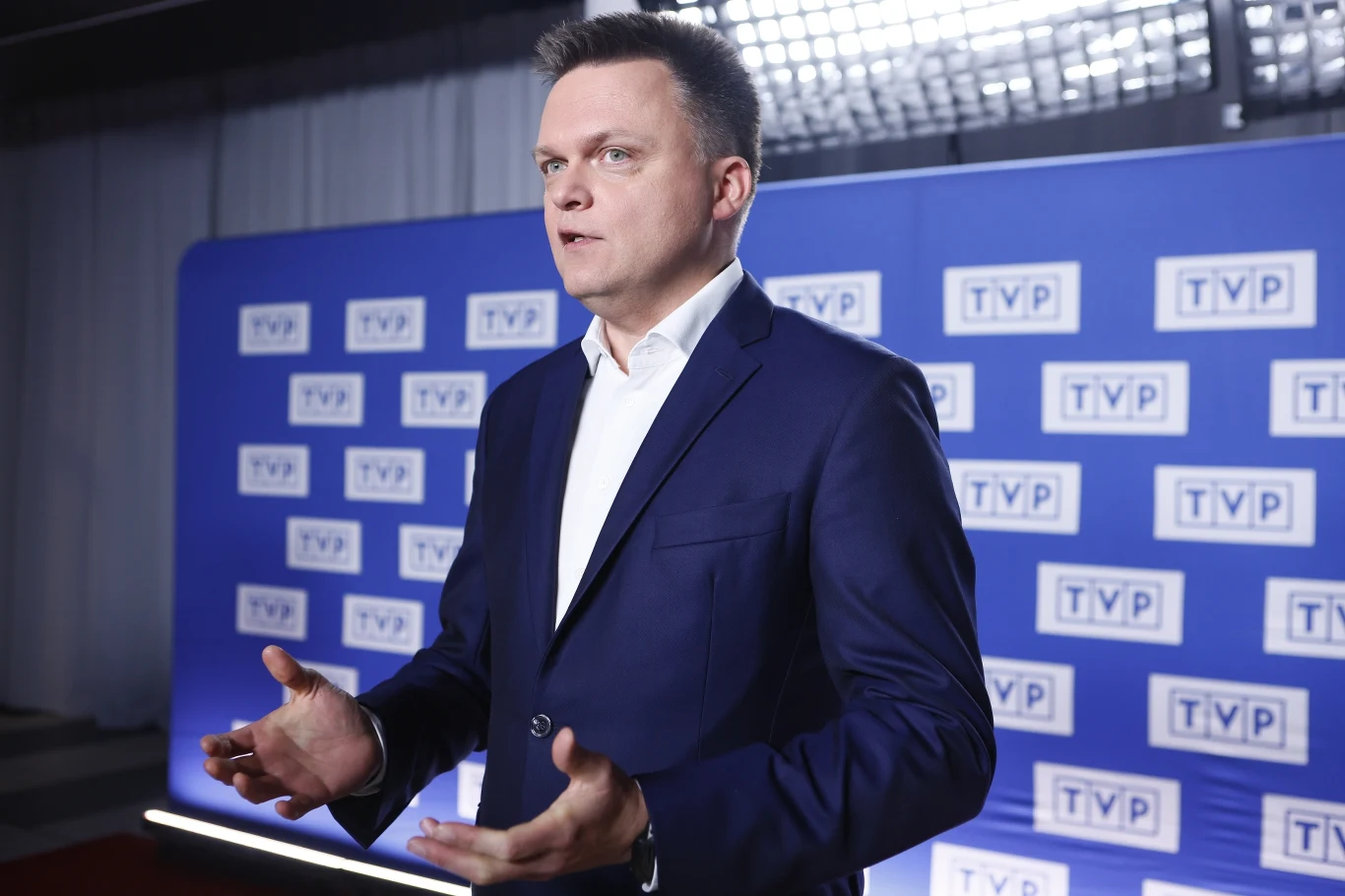 Ekspertka zdradza "triki" Szymona Hołowni Ekspertka zdradza "triki" Szymona Hołowni