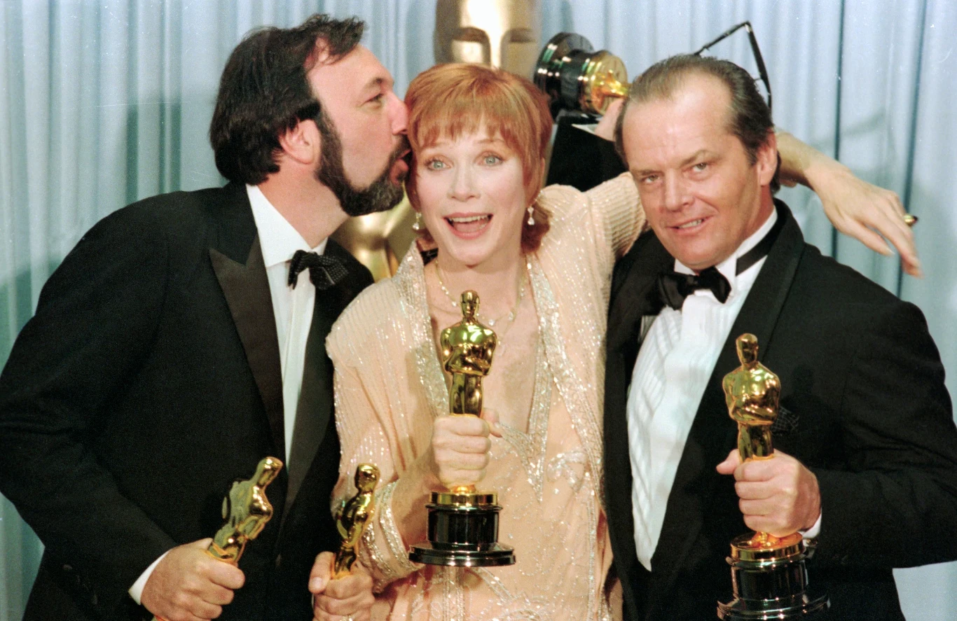 James L. Brooks, Shirley MacLaine i Jack Nicholson podczas gali rozdania Oscarów w 1984 roku