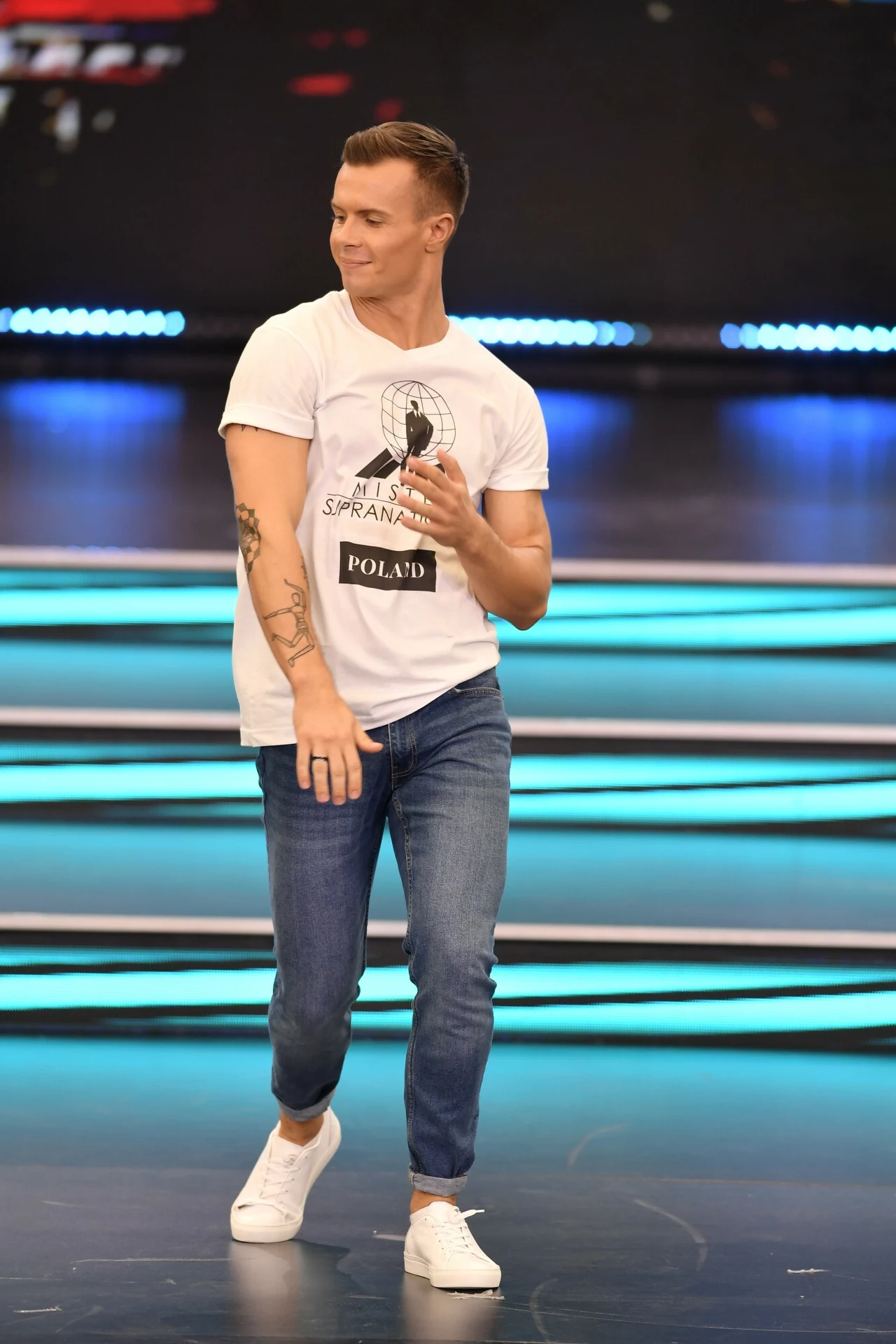 Daniel Borzewski podczas gali finałowej wyborów Mister Supranational 2021