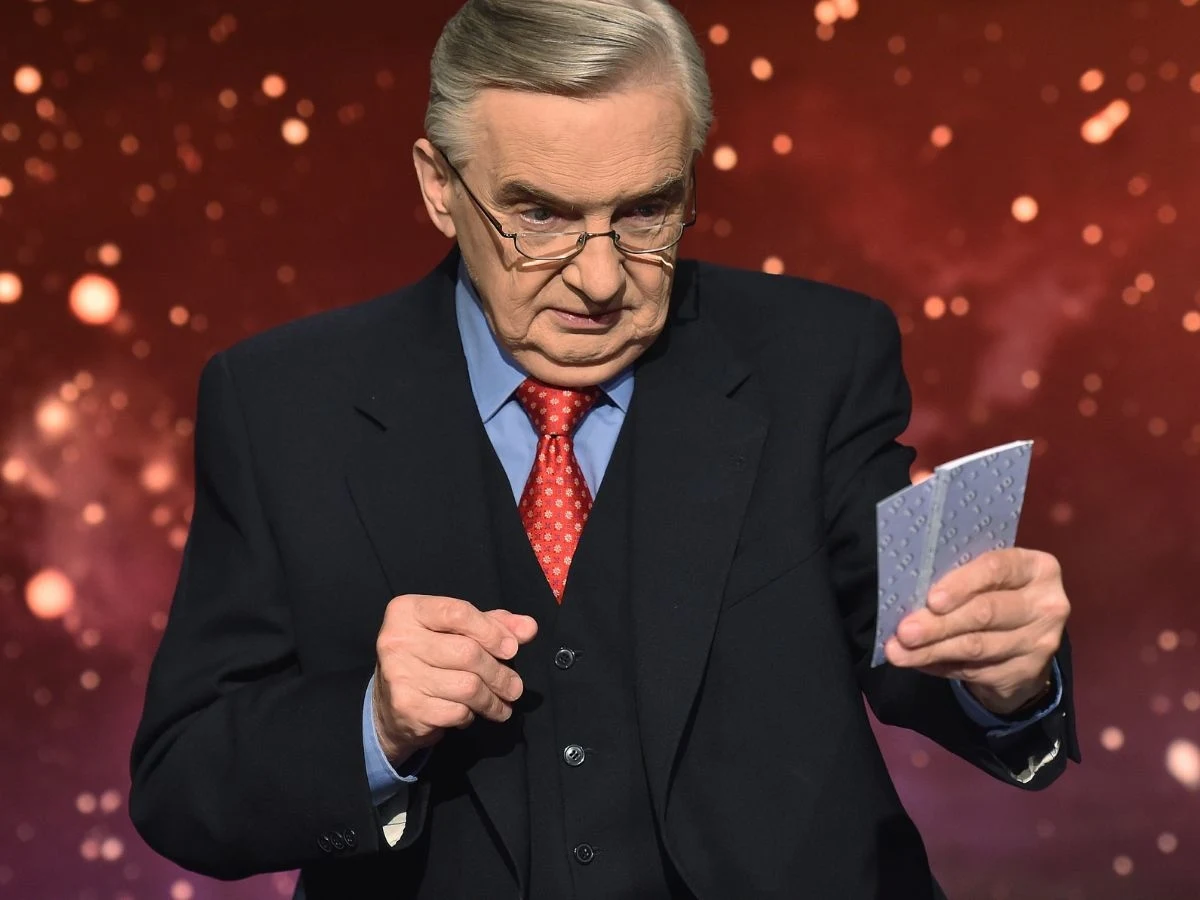 Tadeusz Sznuk zaskoczony odpowiedziami uczestnika Tadeusz Sznuk zaskoczony odpowiedziami uczestnika