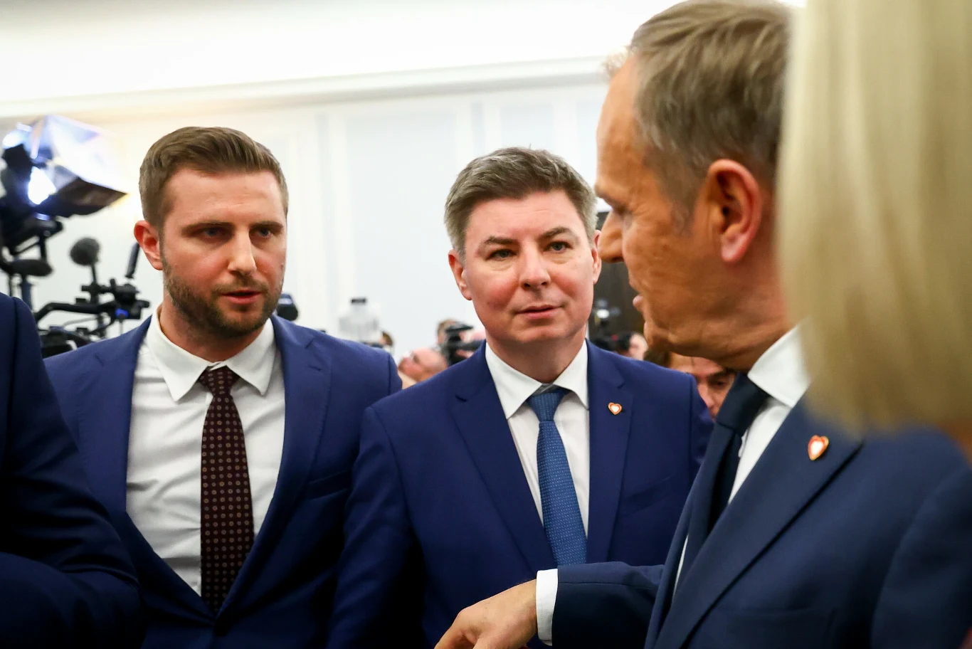 Podczas konferencji prasowej doszło do spięcia między Donaldem Tuskiem i Miłoszem Kłeczkiem z TVP Podczas konferencji prasowej doszło do spięcia między Donaldem Tuskiem i Miłoszem Kłeczkiem z TVP