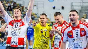 Wspaniała pogoń Polaków, lider grupy zatrzymany. Emocje już po czasie gry