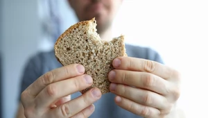 Ten chleb to prawdziwa bomba zdrowia. Możesz jeść go w czasie odchudzania