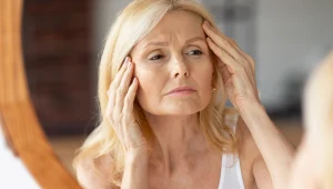 Menopauza wiąże się ze zmianami na skórze. Ekspert wskazuje, które są typowe dla tego okresu w życiu kobiety