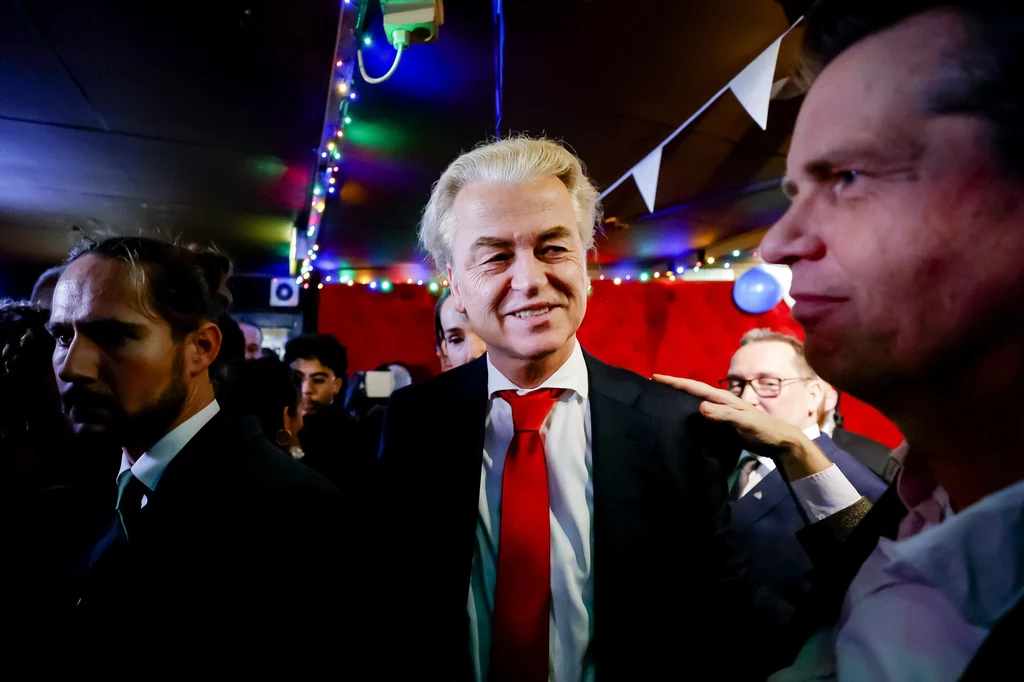 Lider skrajnie prawicowej partii PVV Geert Wilders Lider skrajnie prawicowej partii PVV Geert Wilders