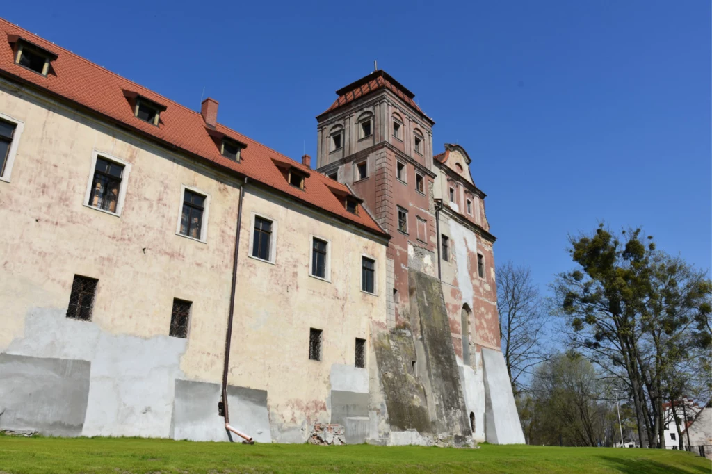 Zamek w Niemodlinie to jeden z najpotężniejszych zamków w Polsce
