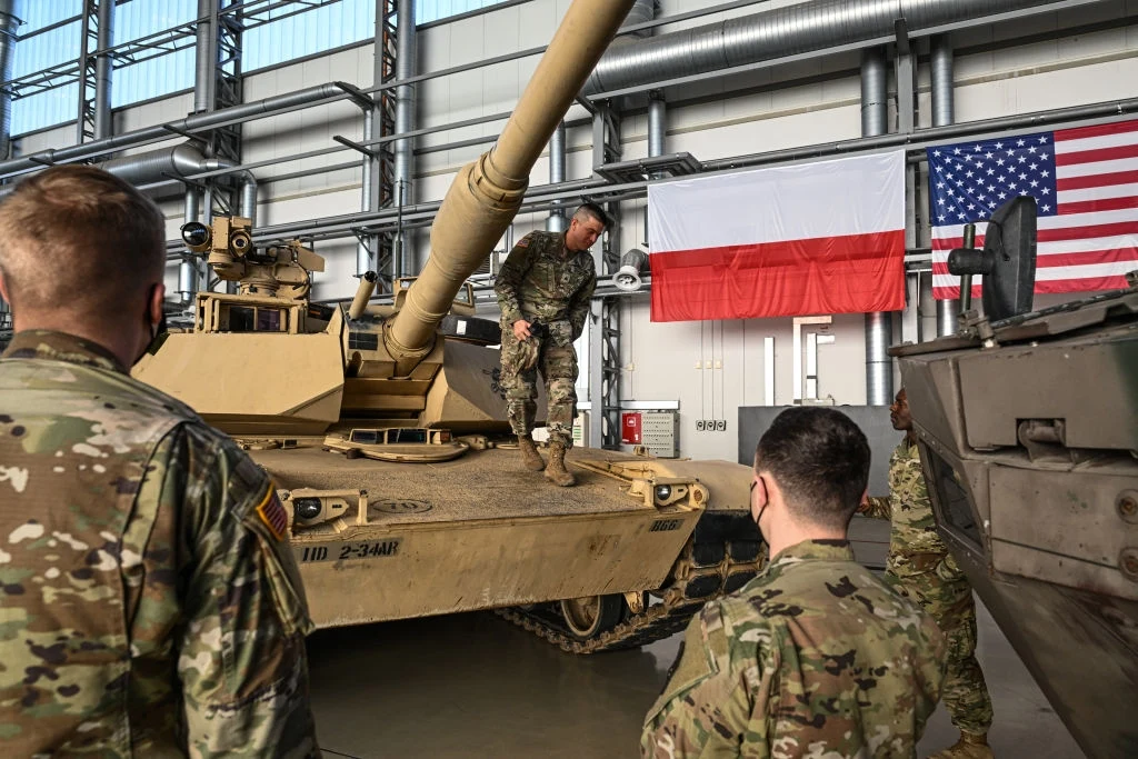 Szef Pentagonu ostrzegł żołnierzy USA stacjonujących w Polsce. W tle wojna w Ukrainie Szef Pentagonu ostrzegł żołnierzy USA stacjonujących w Polsce. W tle wojna w Ukrainie