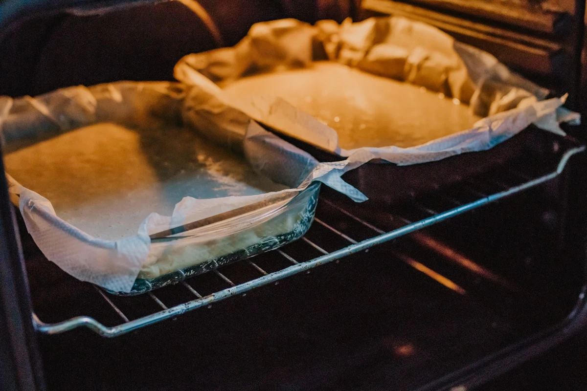 Papier do pieczenia może mocno zaszkodzić zdrowiu. Wszystko przez jeden błąd Papier do pieczenia może mocno zaszkodzić zdrowiu. Wszystko przez jeden błąd