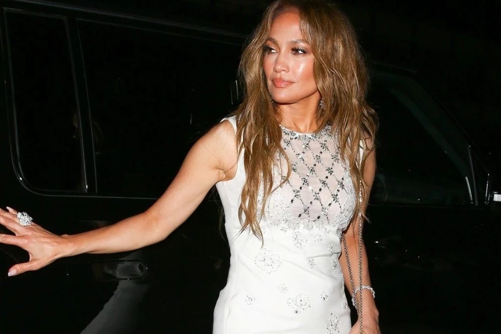 Jennifer Lopez zachwyca sylwetką