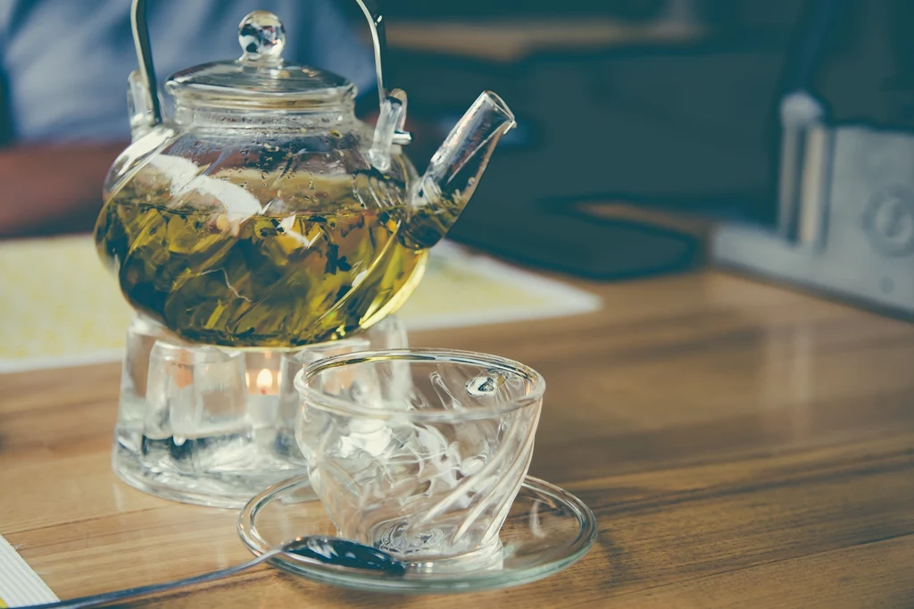 Jak przygotować herbatę z liści laurowych?