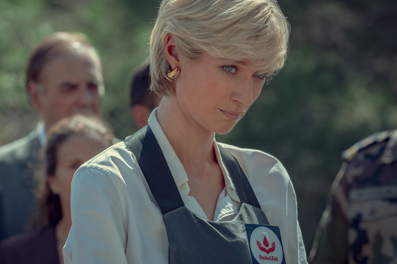 Elizabeth Debicki jako księżna Diana