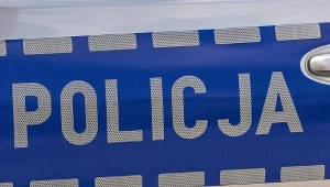 Policja aresztowała dwóch mężczyzn, którzy wypchnęli z tramwaju niepełnosprawnego