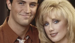 Matthew Perry i Morgan Fairchild w serialu "Przyjaciele"