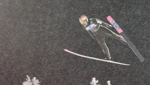 Polski skoczek zachowuje spokój. "Nie ma co panikować po pierwszym dniu"